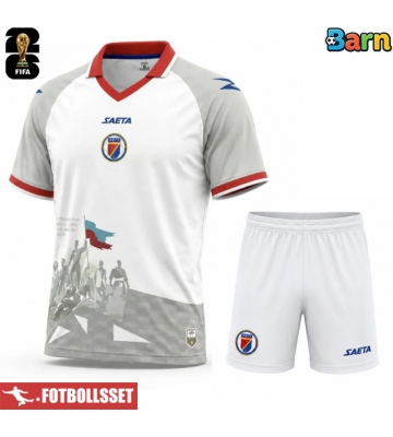 Haiti Bortatröja Barn VM 2026 Kortärmad (+ Korta byxor)
